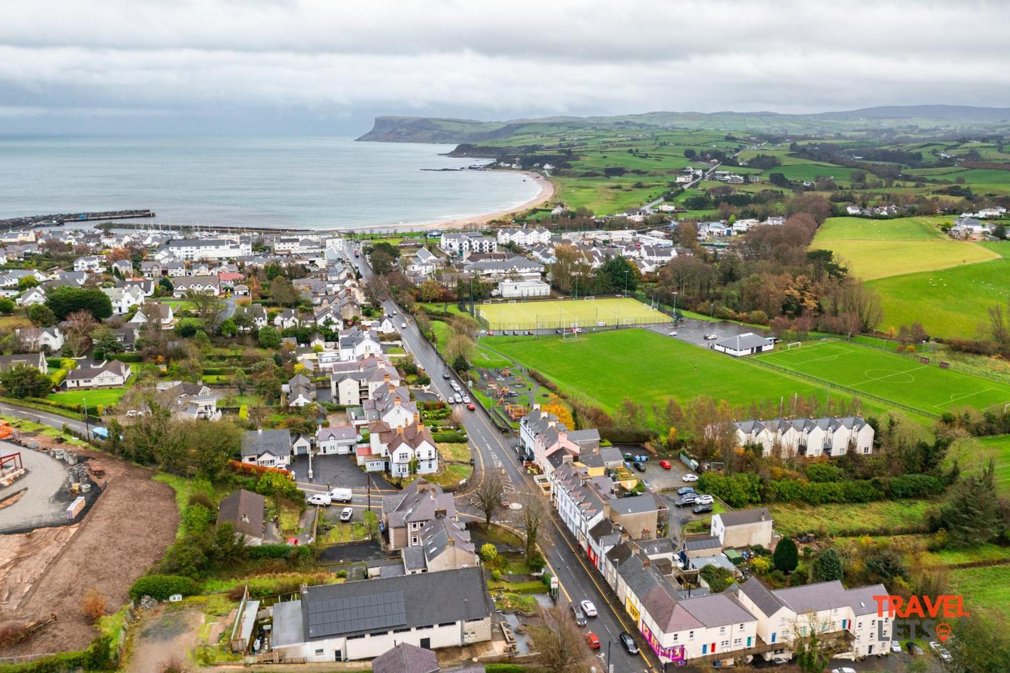Coastal Cottages Ballycastle Exterior photo